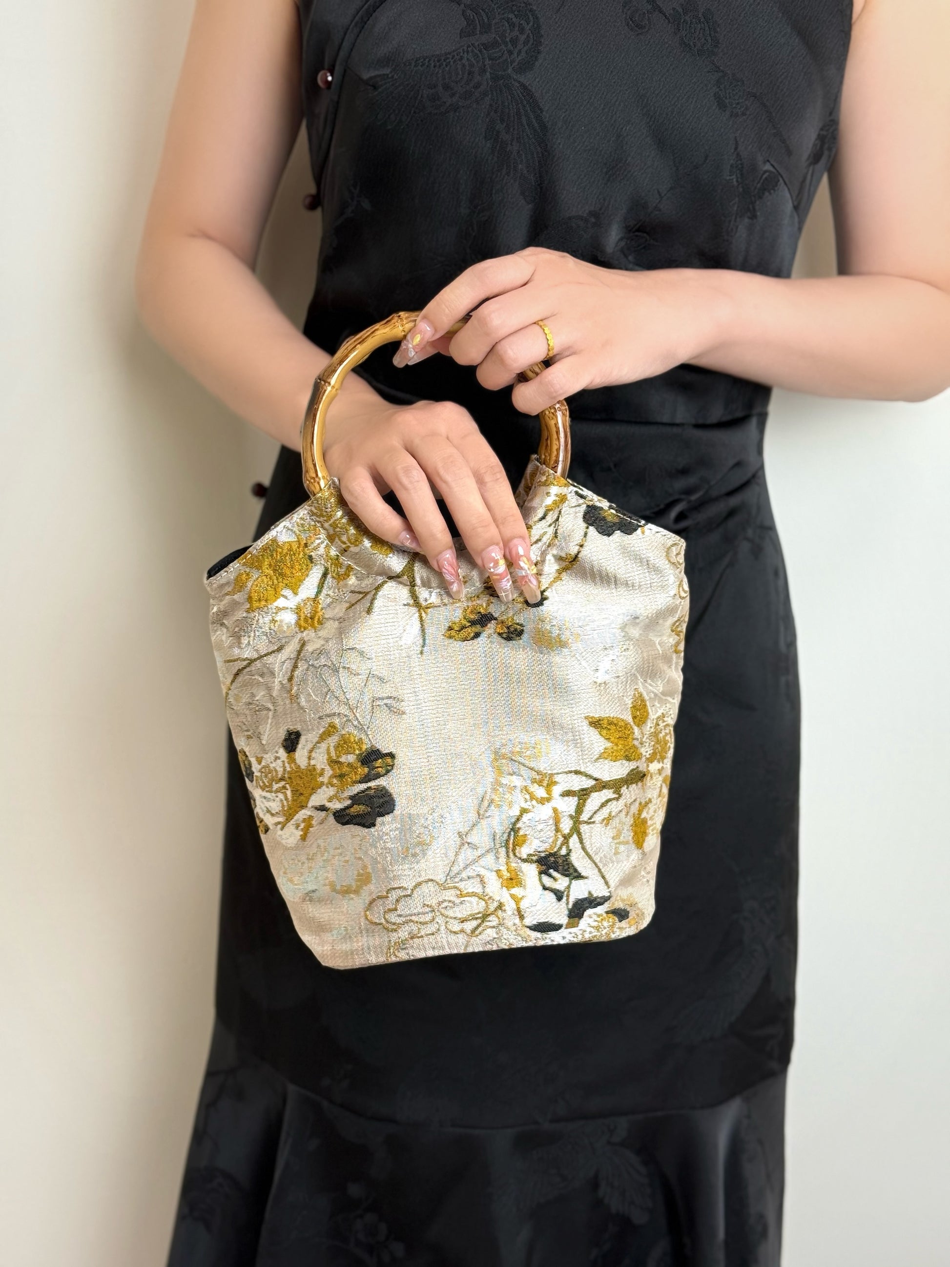 Gilded Cloud-Pattern Handbag