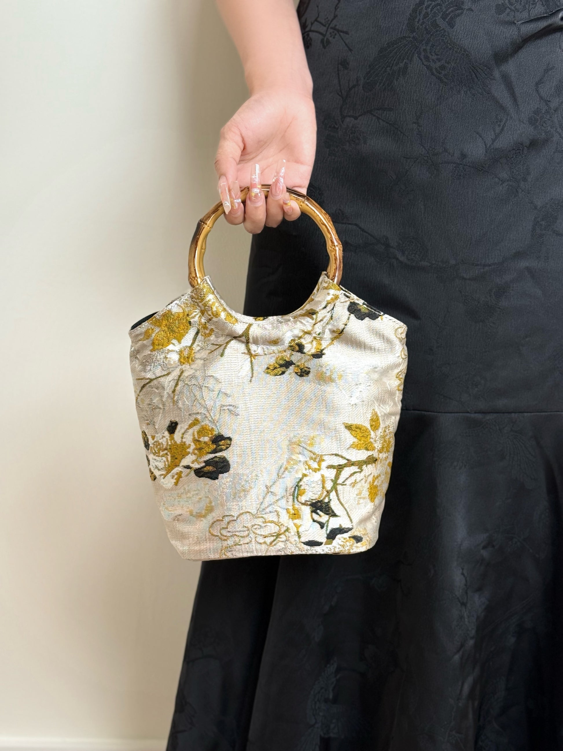 Gilded Cloud-Pattern Handbag