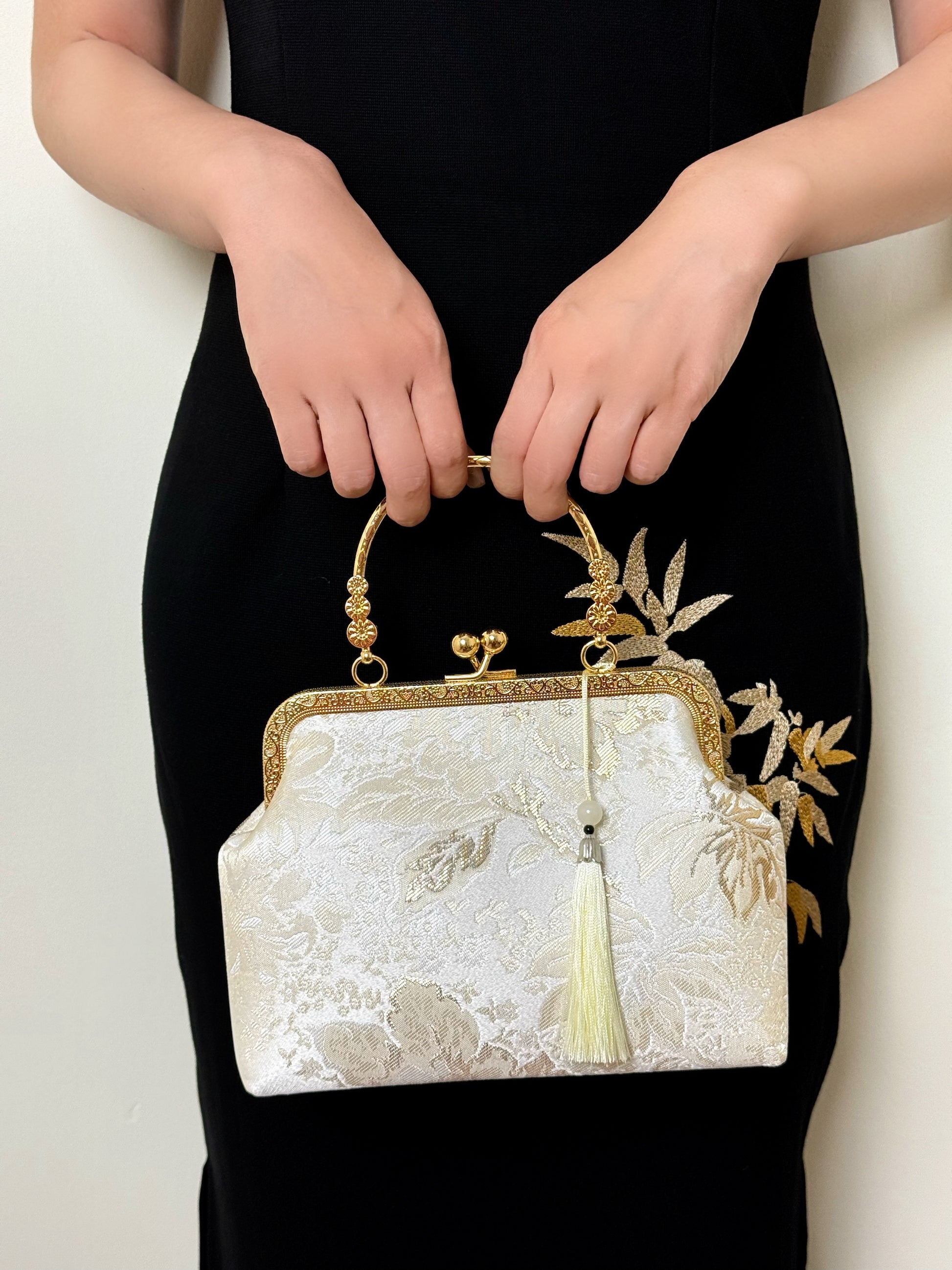 Gilded Intertwined Branch Jacquard Handbag
