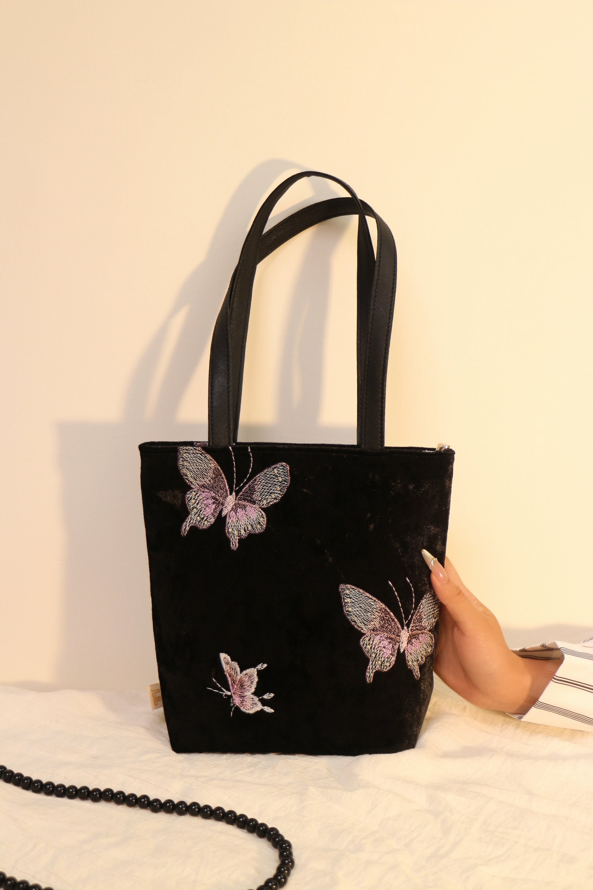 Velvet Butterfly Embroidery Shoulder Bag